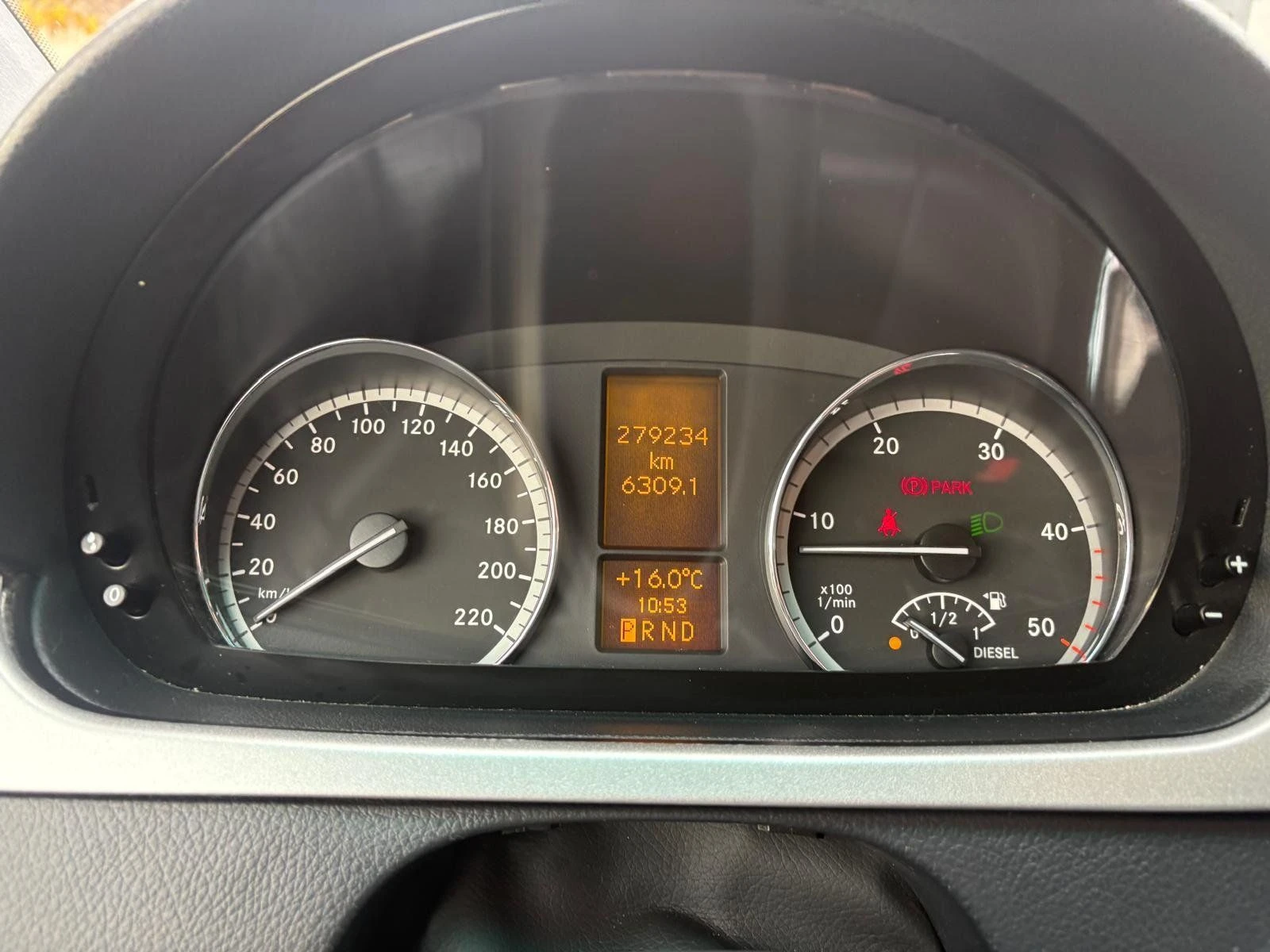 Mercedes-Benz Viano, снимка 9 - Автомобили и джипове - 53924542