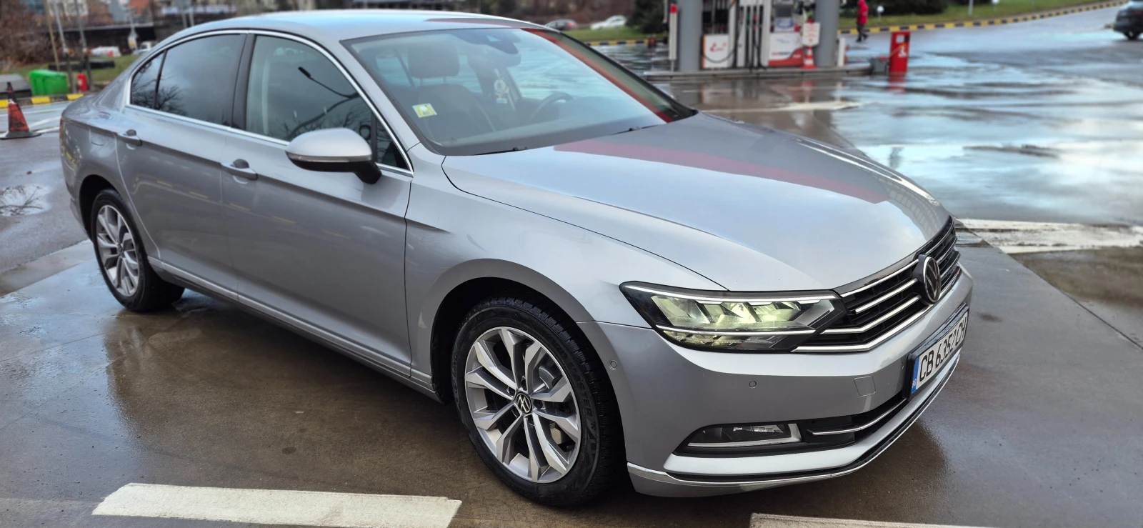 VW Passat 2.0 TDI  SCR, снимка 5 - Автомобили и джипове - 54024175