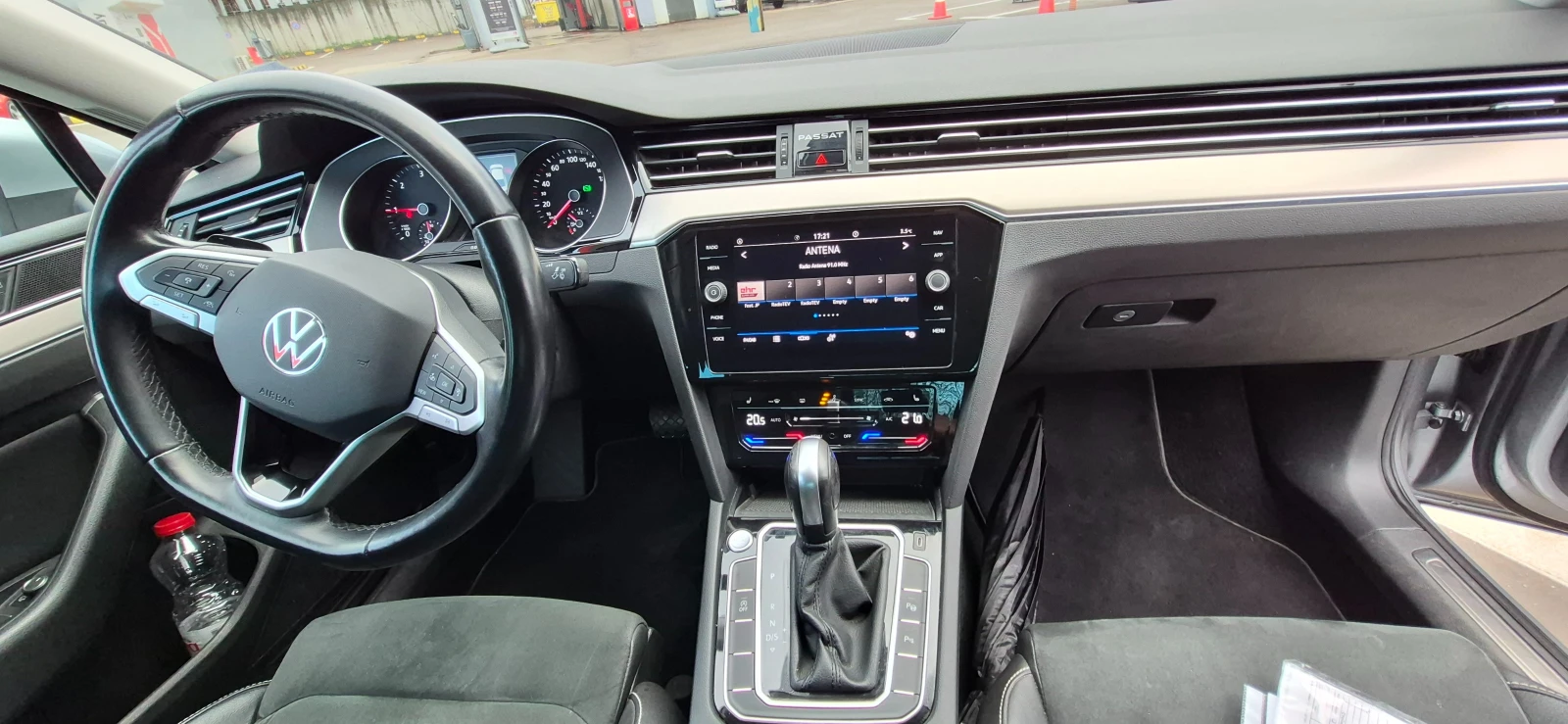 VW Passat 2.0 TDI  SCR, снимка 7 - Автомобили и джипове - 54024175