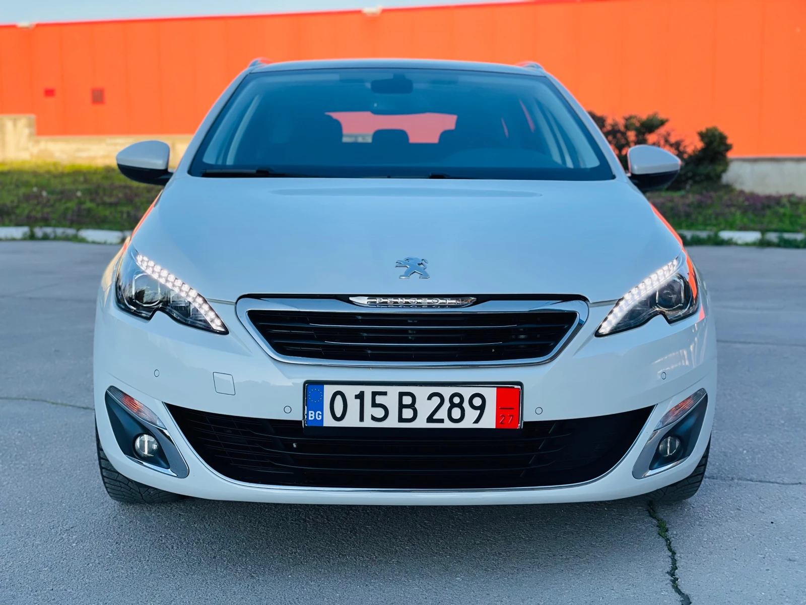 Peugeot 308 1.6HDI* 120* 2017г, снимка 2 - Автомобили и джипове - 54101834
