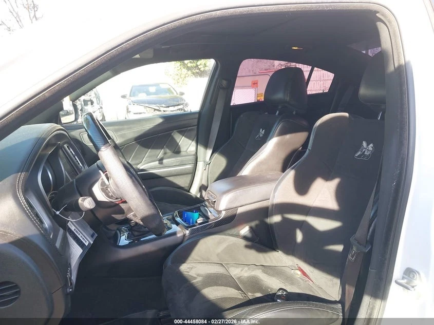 Dodge Charger 6.4 SRT * RUN&DRIVE * �������� ������� *  | Mobile.bg � ����������� 7