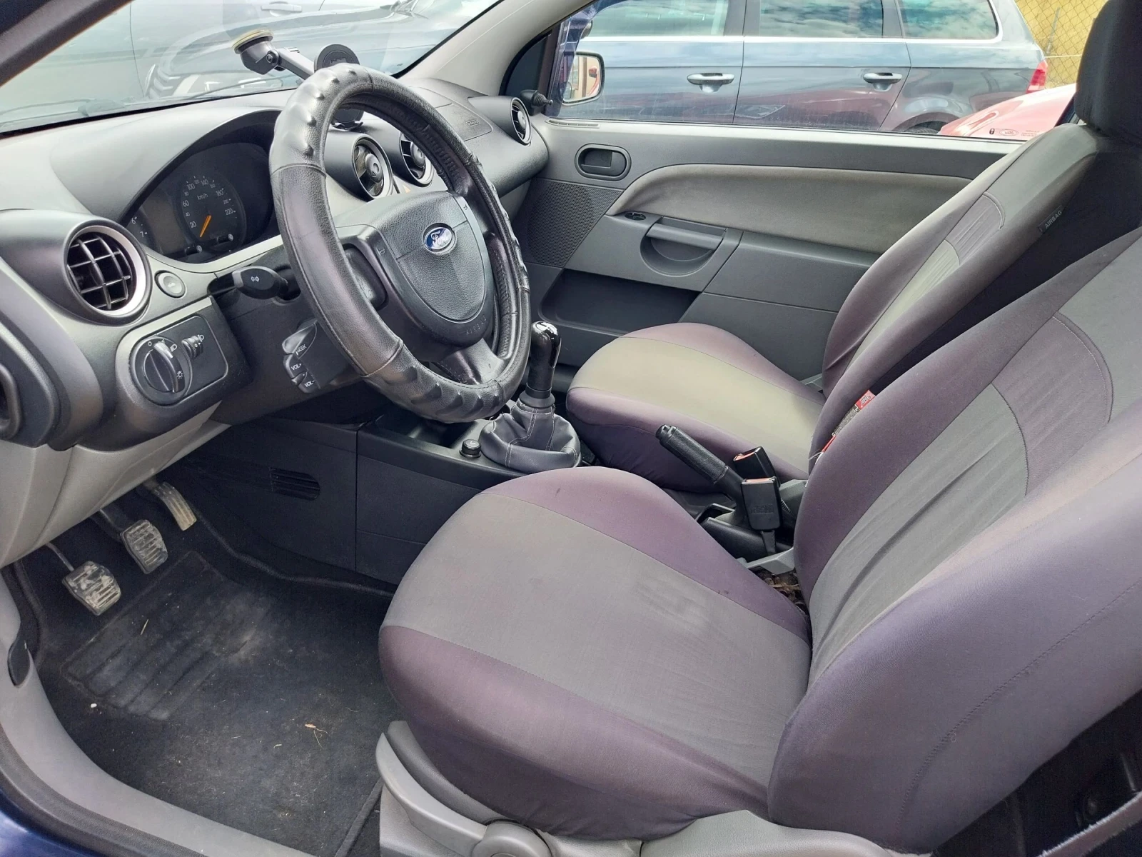 Ford Fiesta 1.250 i/ ГАЗ, снимка 5 - Автомобили и джипове - 54394253