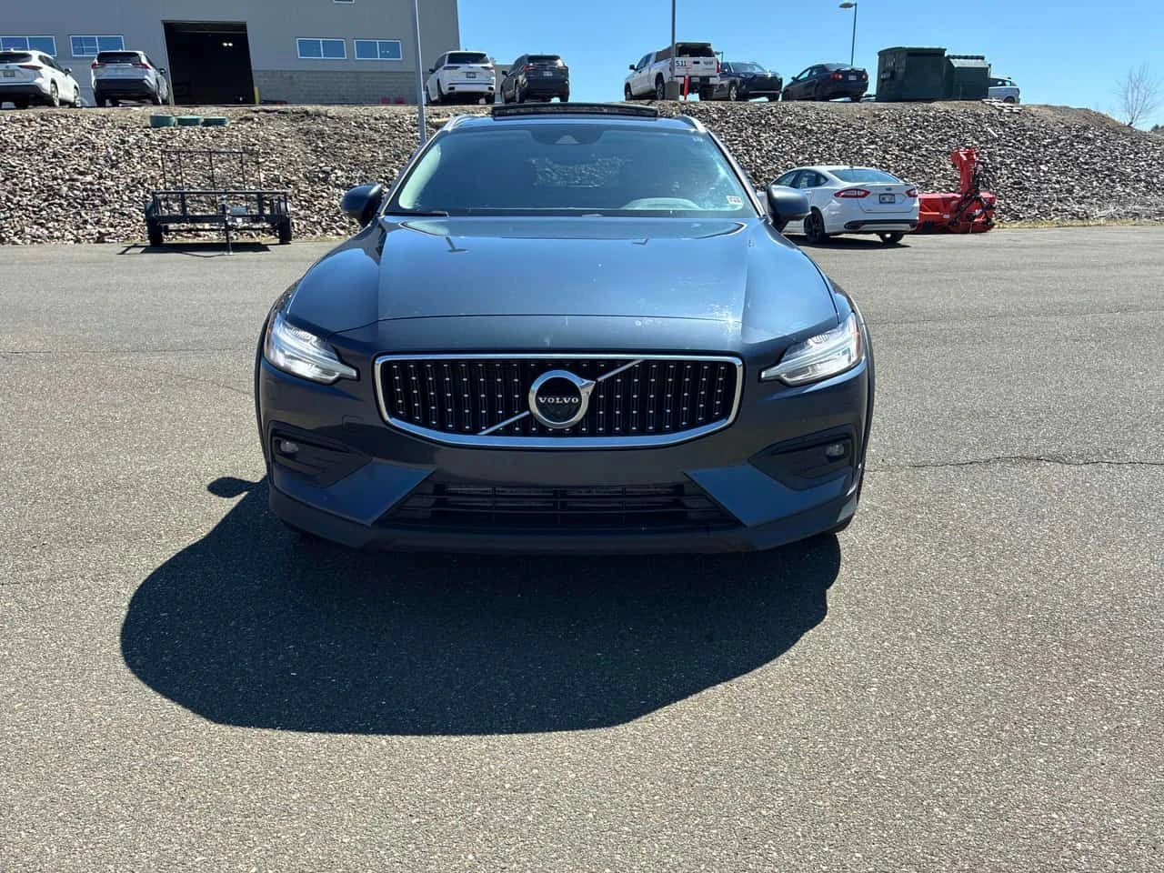 Volvo V60 Cross Country Momentum| ПРЕДСТАВИТЕЛСТВО НА TOYOTA| CARFAX, снимка 2 - Автомобили и джипове - 54419029