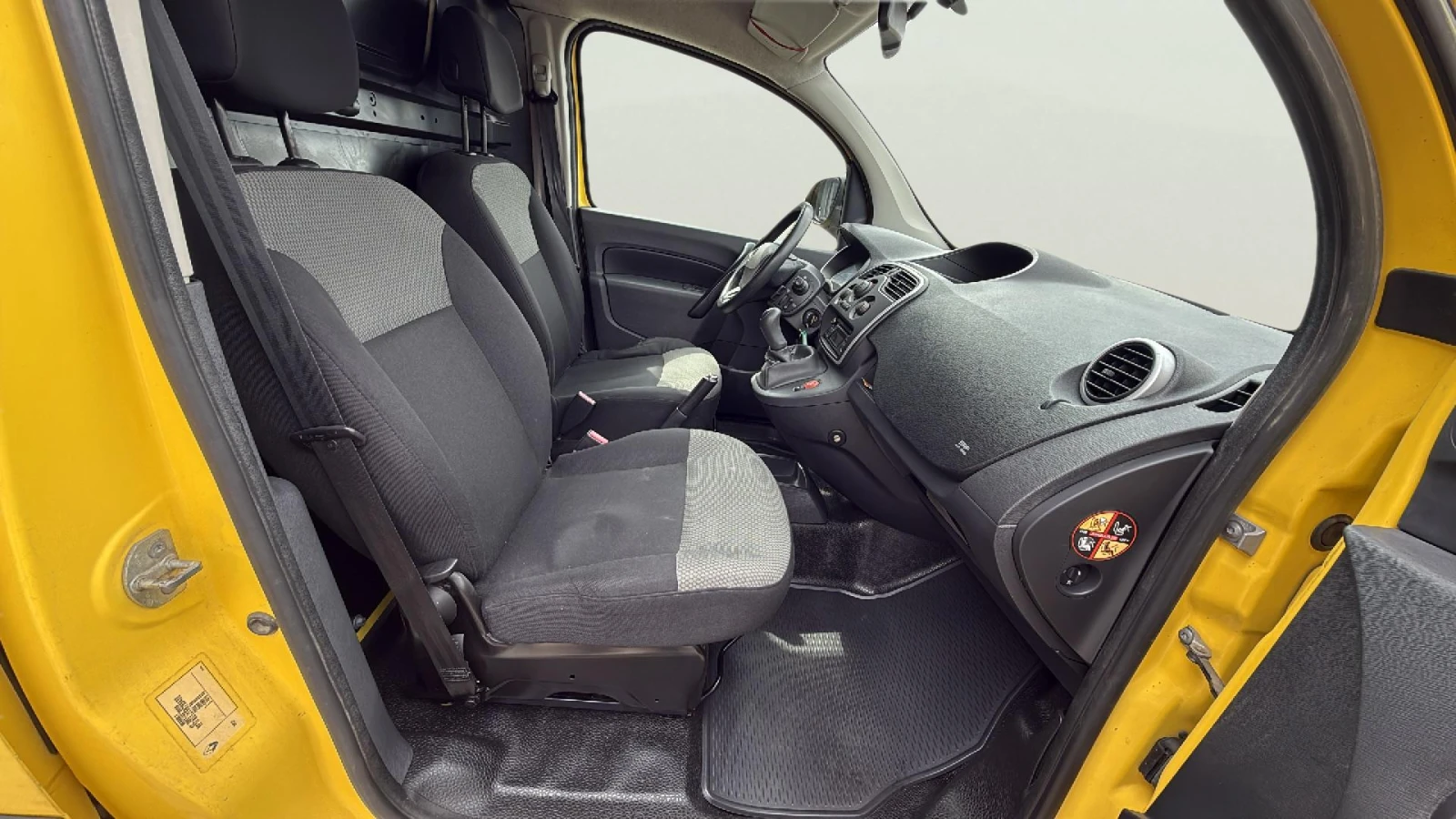 Renault Kangoo 1, 5 dci, снимка 11 - Автомобили и джипове - 54541405