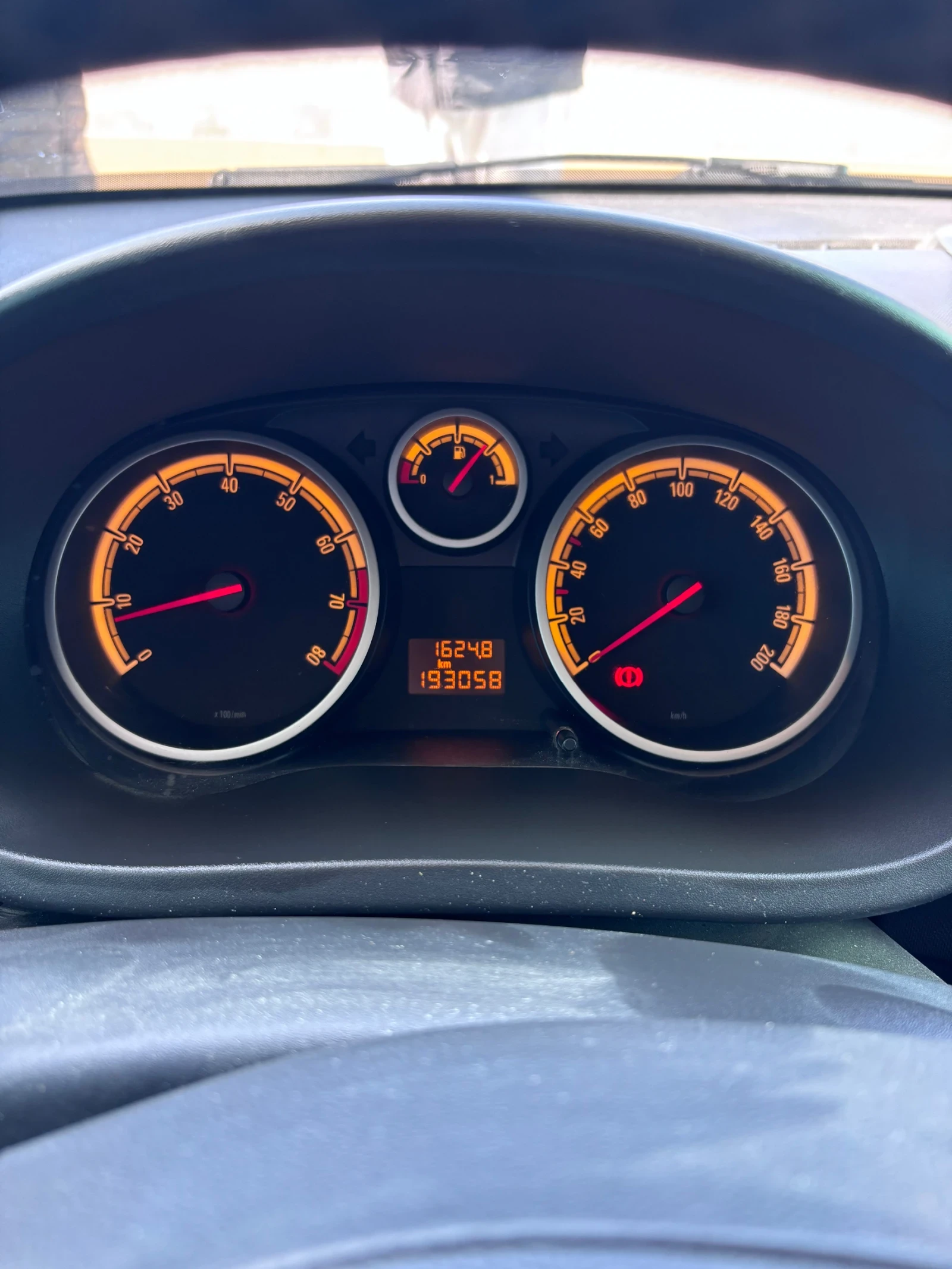 Opel Corsa Corsa, снимка 11 - Автомобили и джипове - 54606939