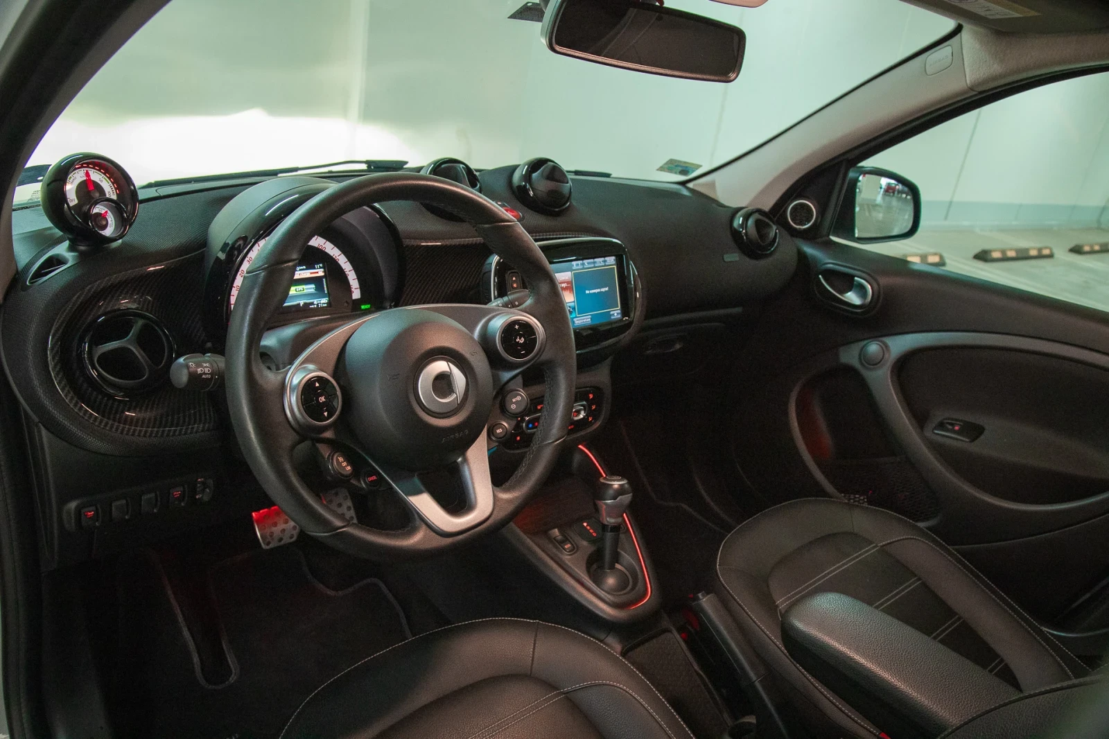 Smart Forfour Brabus Edition one, снимка 12 - Автомобили и джипове - 54668582