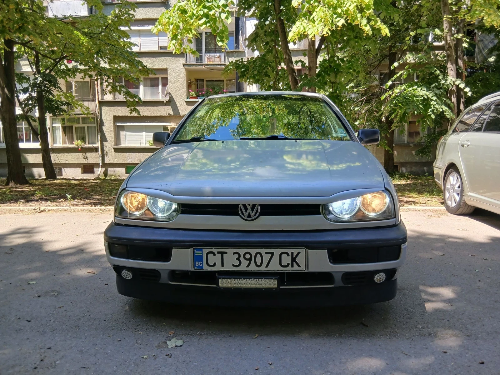 VW Golf 1.6