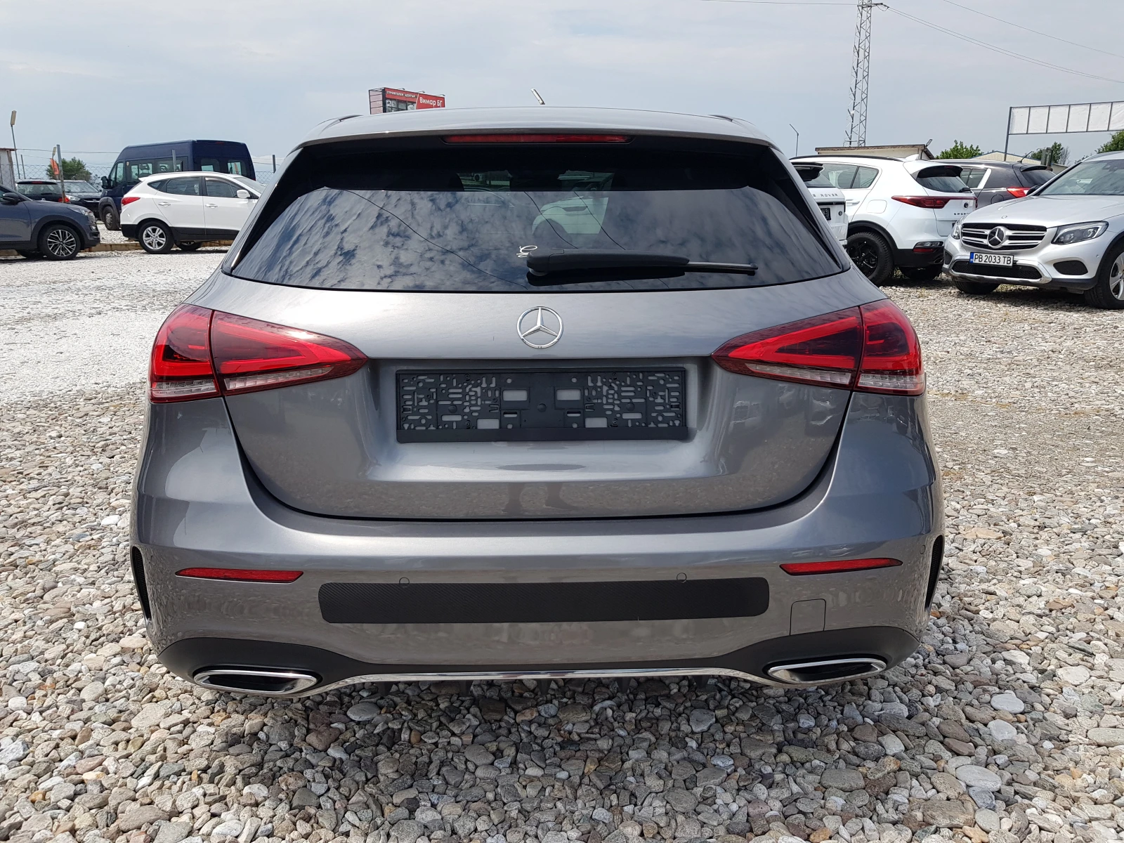 Mercedes-Benz A 180 D AMG EDITION/ДИСТРОНИК/ПОДГРЕВ/КЕЙ ЛЕС /05/2019г., снимка 6 - Автомобили и джипове - 55130807