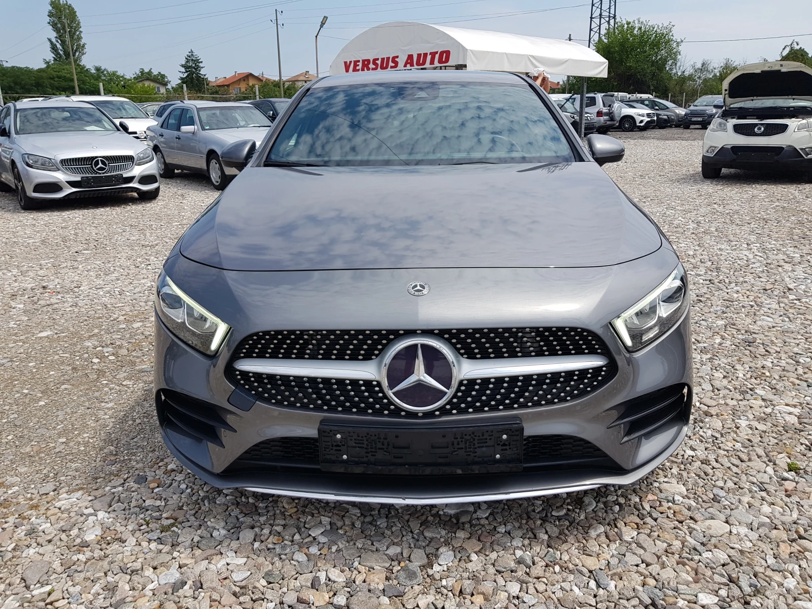Mercedes-Benz A 180 D AMG EDITION/ДИСТРОНИК/ПОДГРЕВ/КЕЙ ЛЕС /05/2019г., снимка 2 - Автомобили и джипове - 55130807