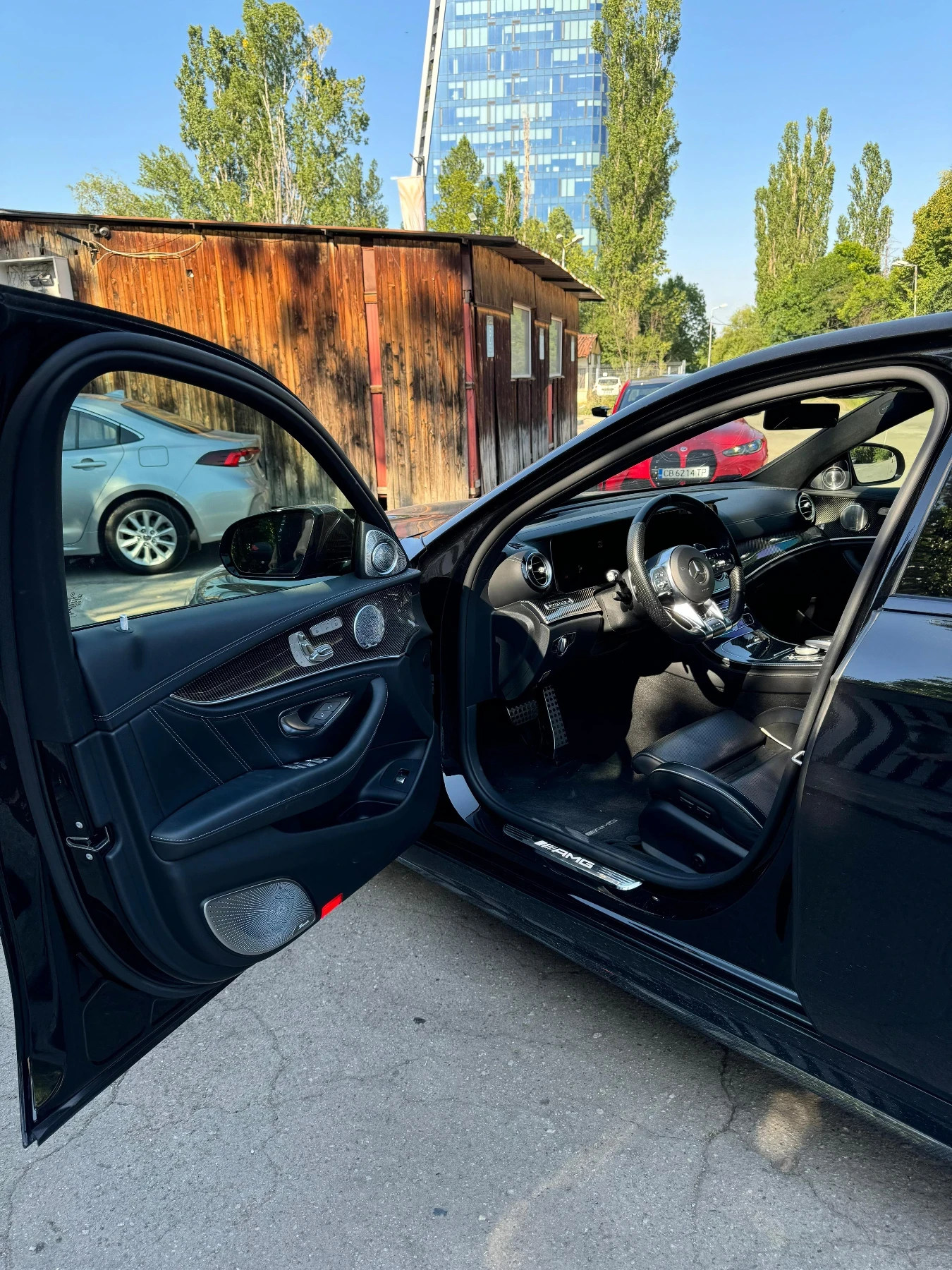 Mercedes-Benz E 63 AMG S 4MATIC+ , снимка 7 - Автомобили и джипове - 55385725