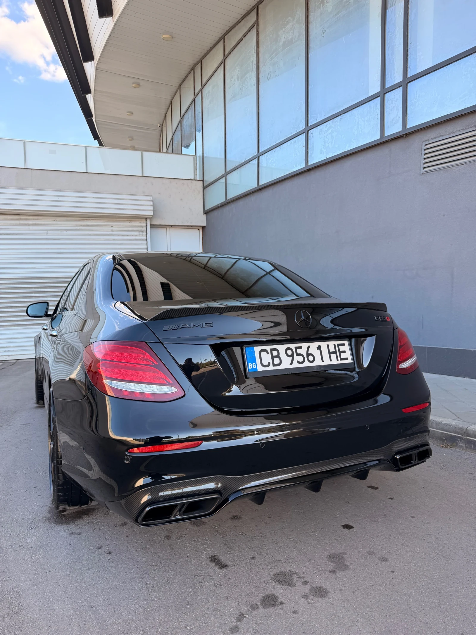 Mercedes-Benz E 63 AMG S Carbon Ceramics / 3D Burm/ Buckets, снимка 2 - Автомобили и джипове - 55385725