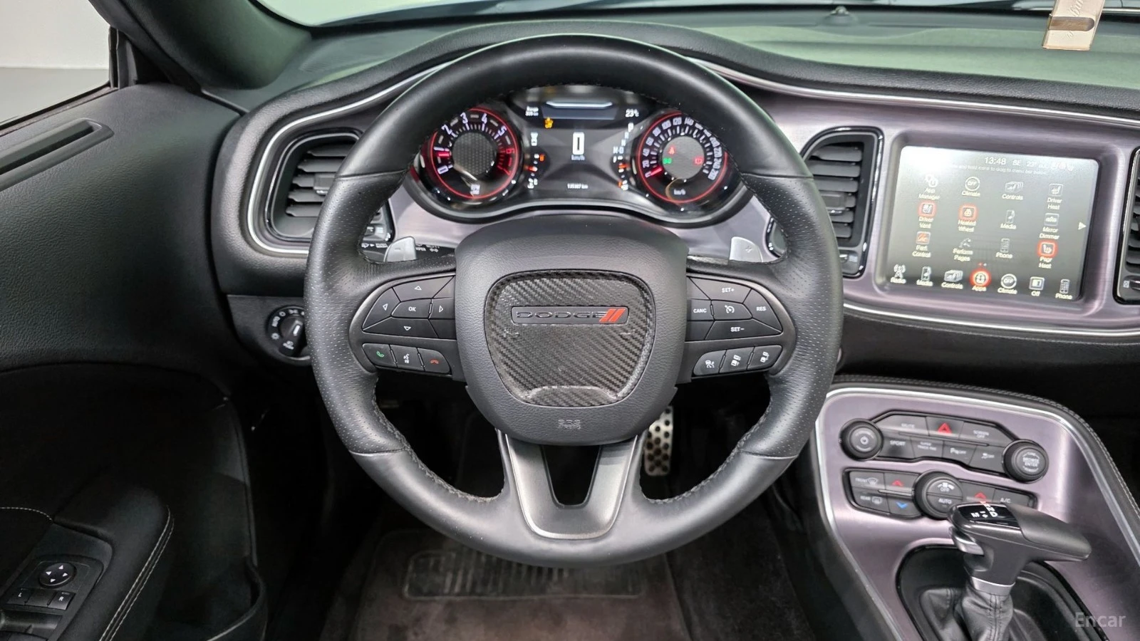 Dodge Challenger 5.7* КОЖА* ОБДУХВ* ПАНО, снимка 10 - Автомобили и джипове - 55503099