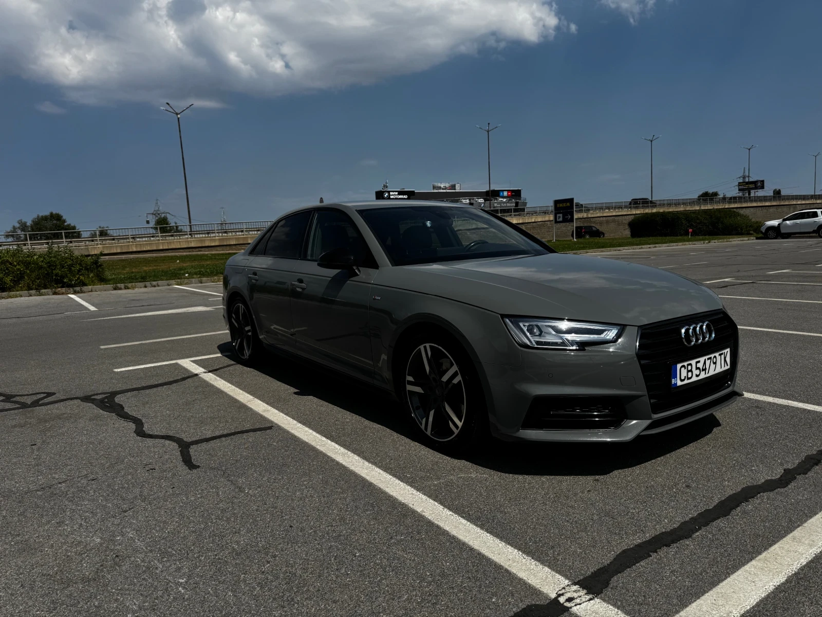 Audi A4 Black Edition / S-Line / Digital Cockpit