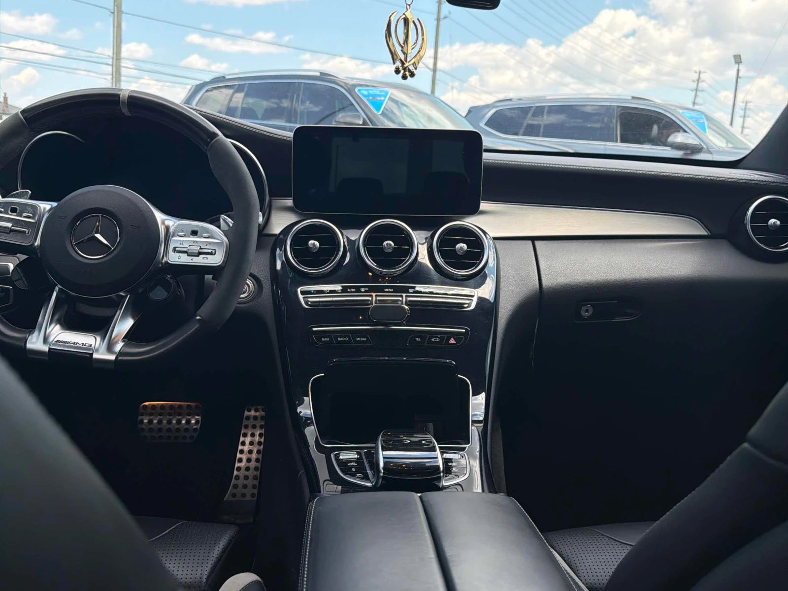 Mercedes-Benz C 63 AMG /360/DIS/BURMESTER/CARFAX, снимка 9 - Автомобили и джипове - 55814491