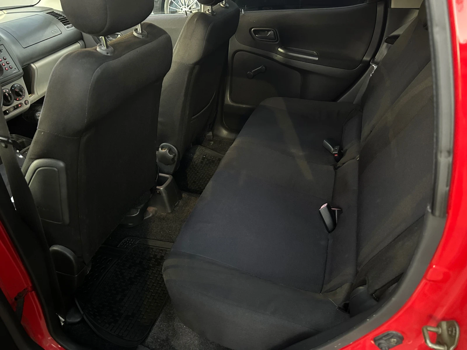 Subaru Justy G3X, снимка 11 - Автомобили и джипове - 55990784