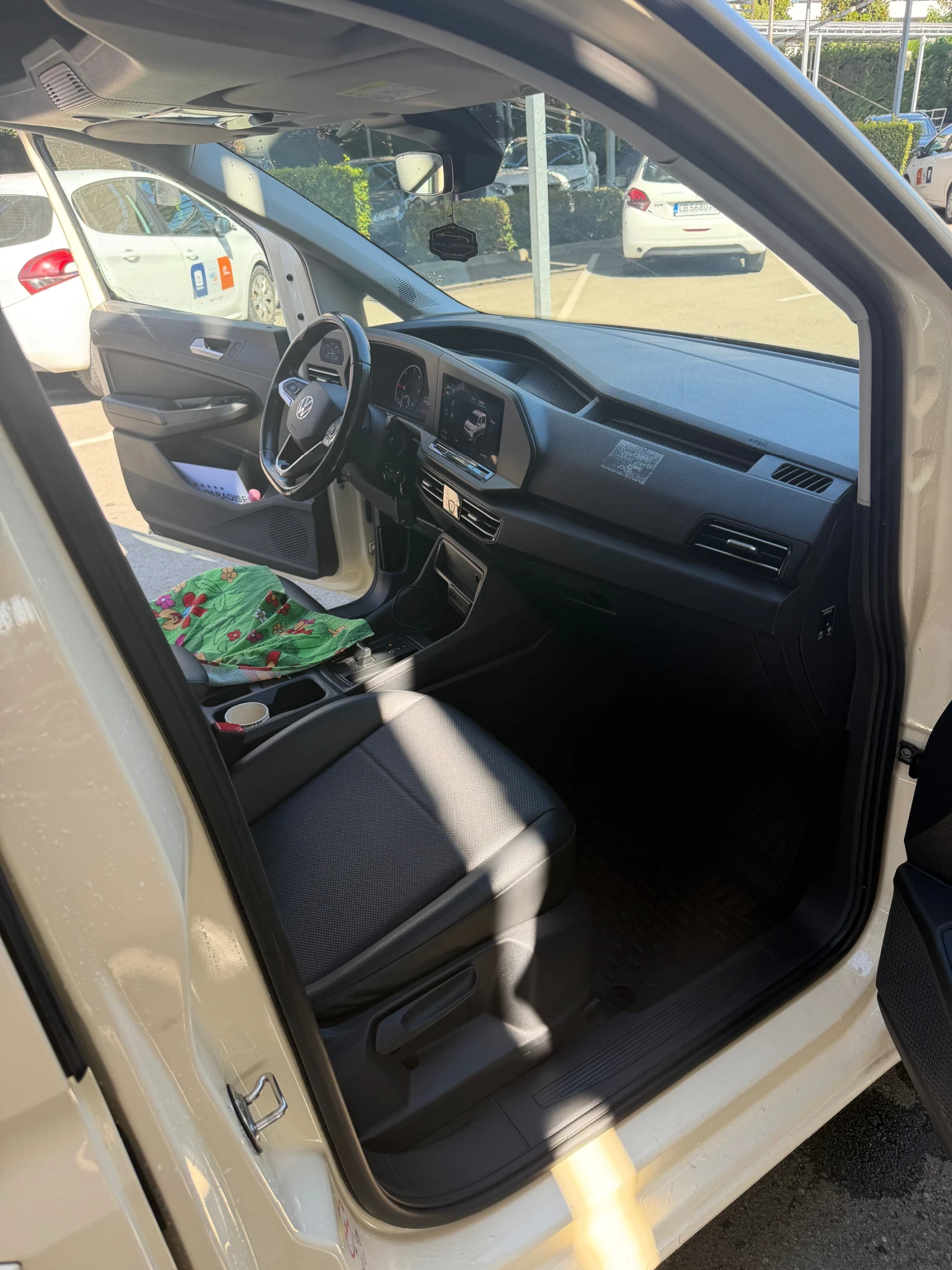 VW Caddy 2.0 tdi Dsg Maxi, снимка 16 - Автомобили и джипове - 56128714