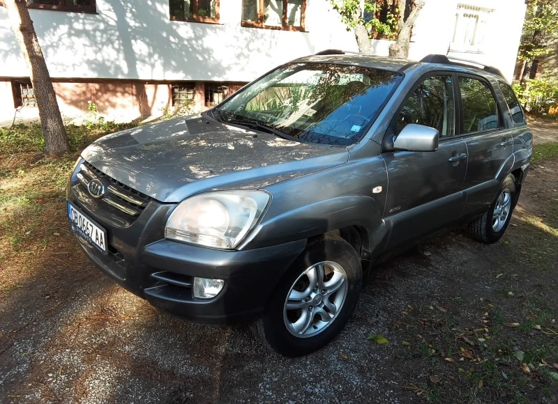 Kia Sportage, снимка 2 - Автомобили и джипове - 47586031