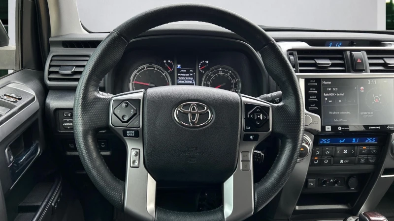 Toyota 4runner Limited, 7 места, AWD, Месечна вноска от 1590 лв., снимка 13 - Автомобили и джипове - 49388040