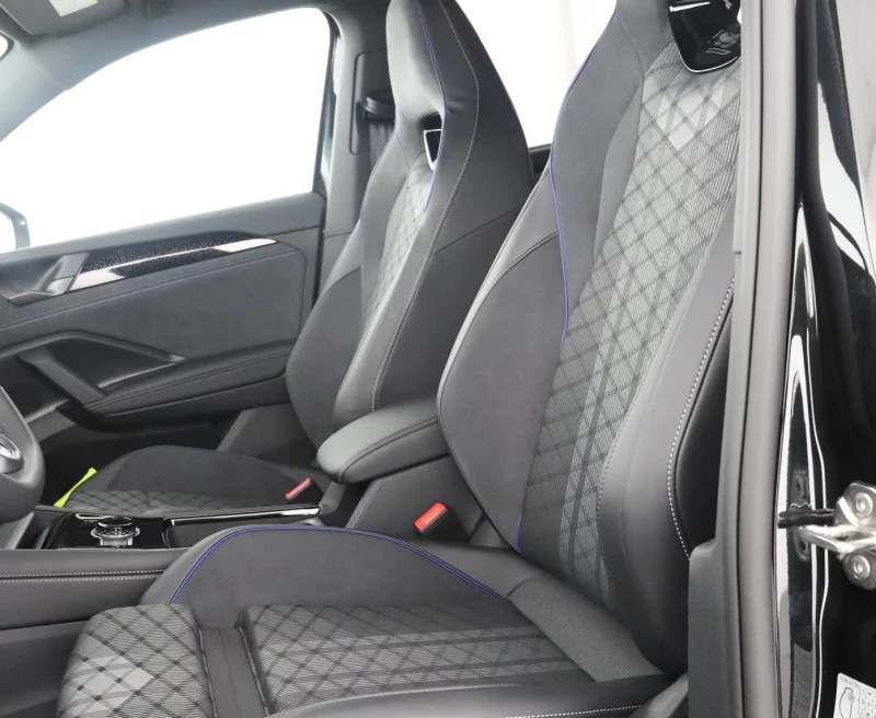 VW Tayron 2.0TDI/150HP/R-LINE/7S/MASSAGE/DSG/HUD/360/444g, снимка 9 - Автомобили и джипове - 52075153