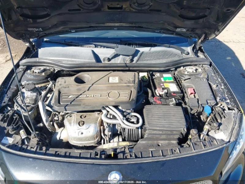 Mercedes-Benz GLA 45 AMG 4MATIC* harman/kardon* подгрев* панорама* АВТО КРЕ, снимка 11 - Автомобили и джипове - 52732194