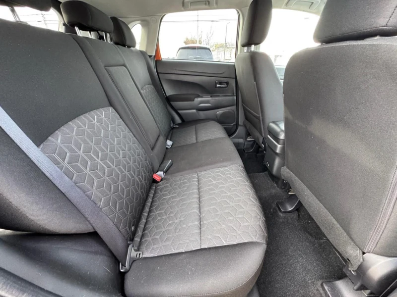 Mitsubishi Outlander, снимка 6 - Автомобили и джипове - 52935485