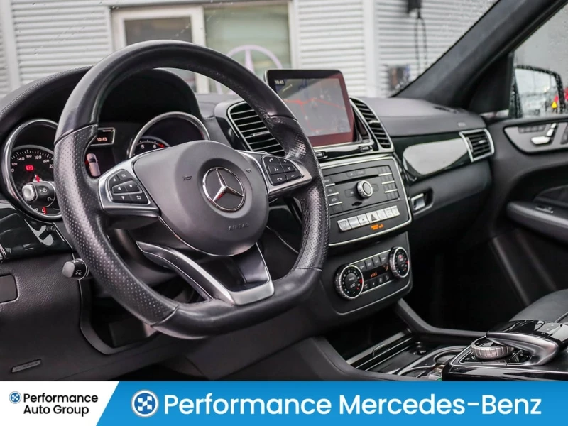 Mercedes-Benz GLE * Suv | 1 Owner | No Reported Accidents * CARFAX *, снимка 14 - Автомобили и джипове - 53024146