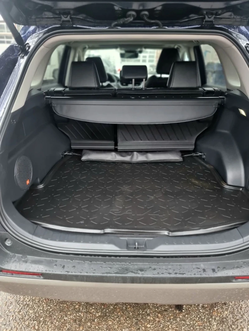 Toyota Rav4 2.5i 4x4 Limited, снимка 17 - Автомобили и джипове - 53044123