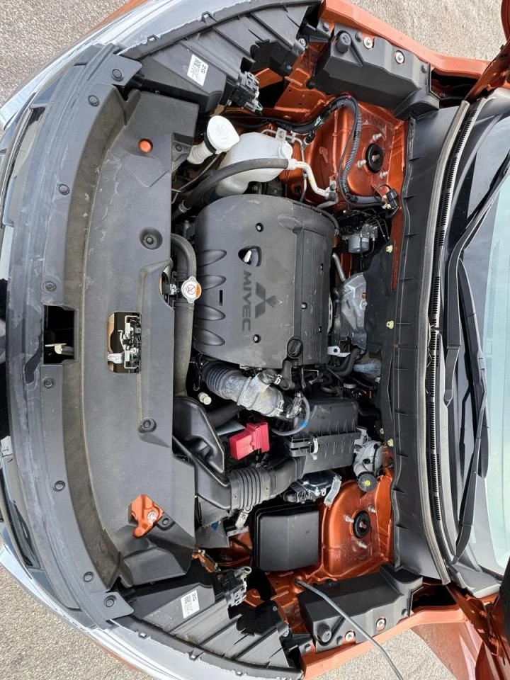 Mitsubishi Outlander, снимка 7 - Автомобили и джипове - 52935485