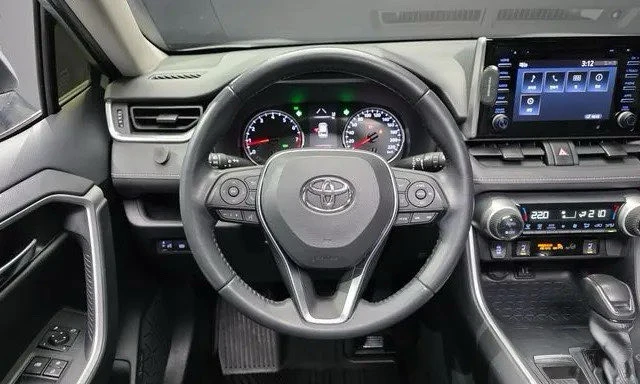 Toyota Rav4 2.5 2WD , снимка 8 - Автомобили и джипове - 53192761