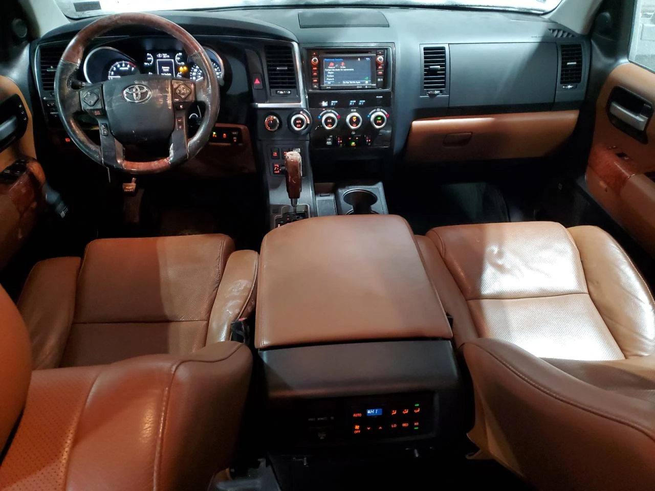 Toyota Sequoia PLATINUM 5.7* Обдух* JBL* Подгрев* Дистроник*  - изображение 8