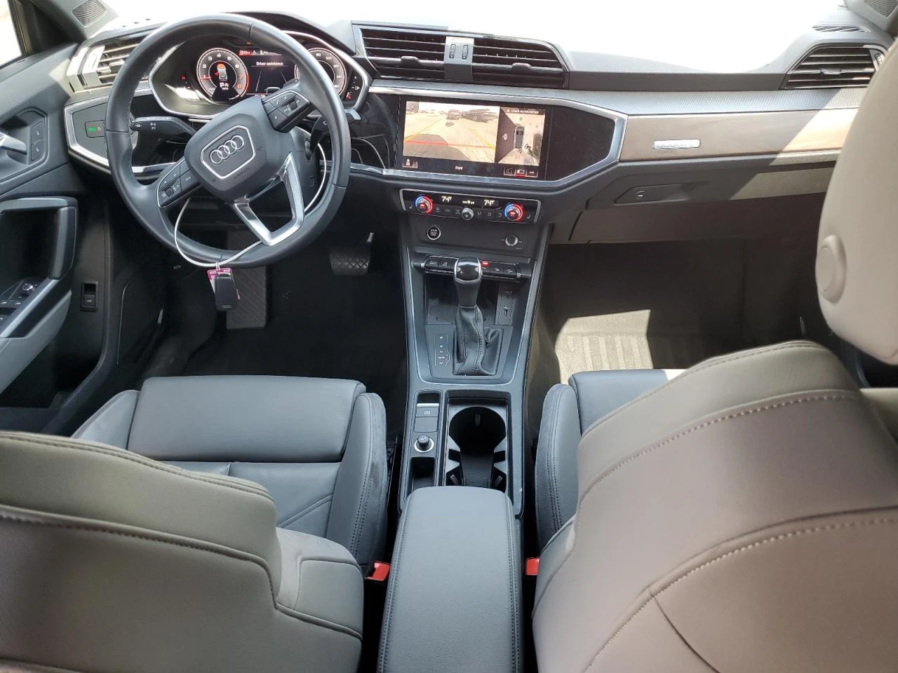 Audi Q3 S-Line* Матрикс* B&O* Дистроник* 360* Пано*  - изображение 8