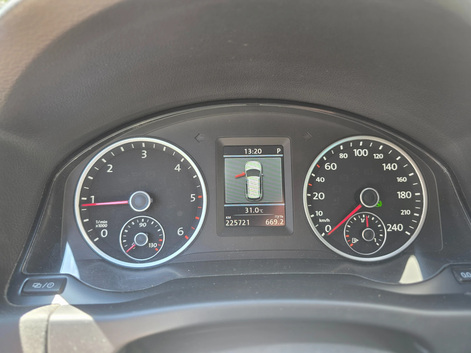 VW Tiguan R-LINE | Mobile.bg   13