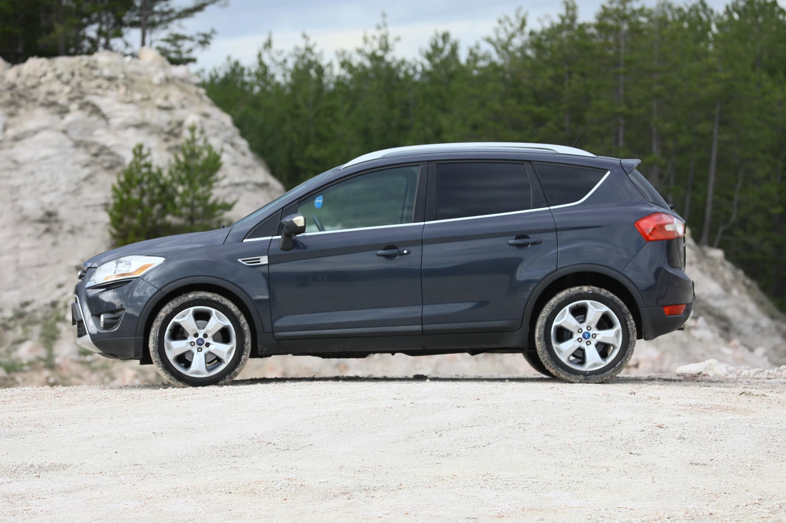 Ford Kuga KUGA 4X4 - изображение 4