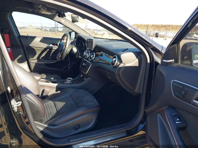 Mercedes-Benz GLA 45 AMG 4MATIC* harman/kardon* * *   | Mobile.bg   7