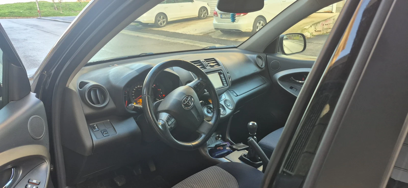 Toyota Rav4  - изображение 3