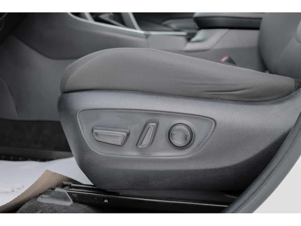 Toyota Rav4 * LE AWD | BLUETOOTH | HEATED SEATS | BLIND SPOT | | Mobile.bg � ����������� 15