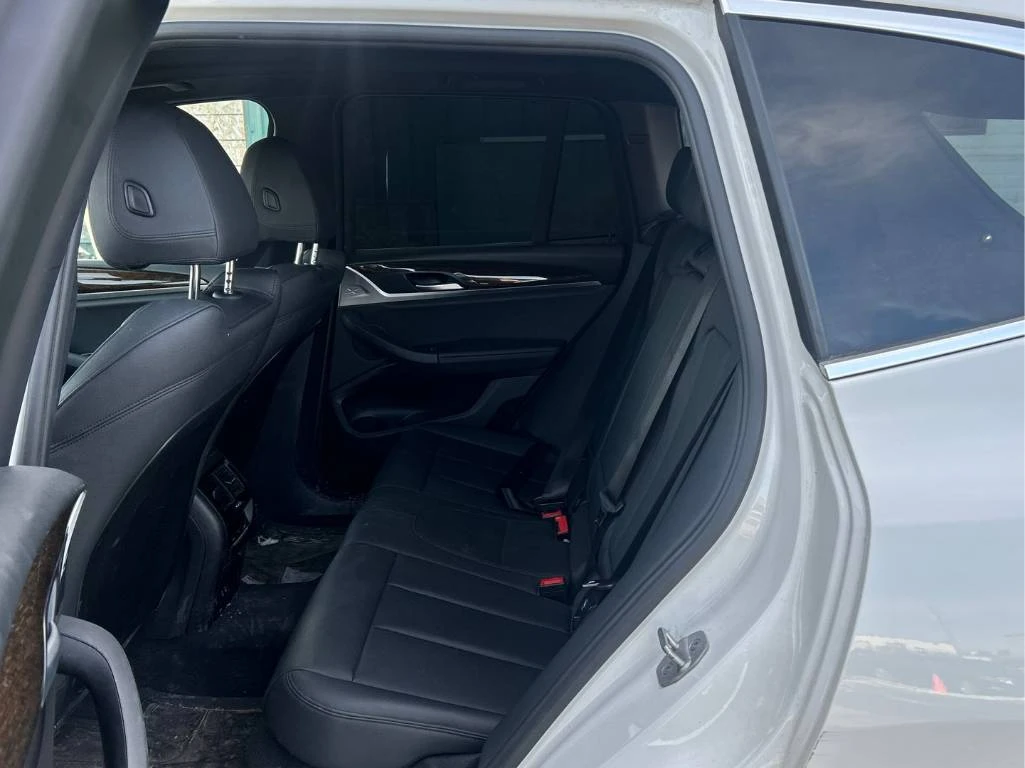 BMW X3 xDrive30i * CARFAX* СЛЕДЕНЕ НА ЛЕНТИ* МЪРТВА ТОЧКА - изображение 8