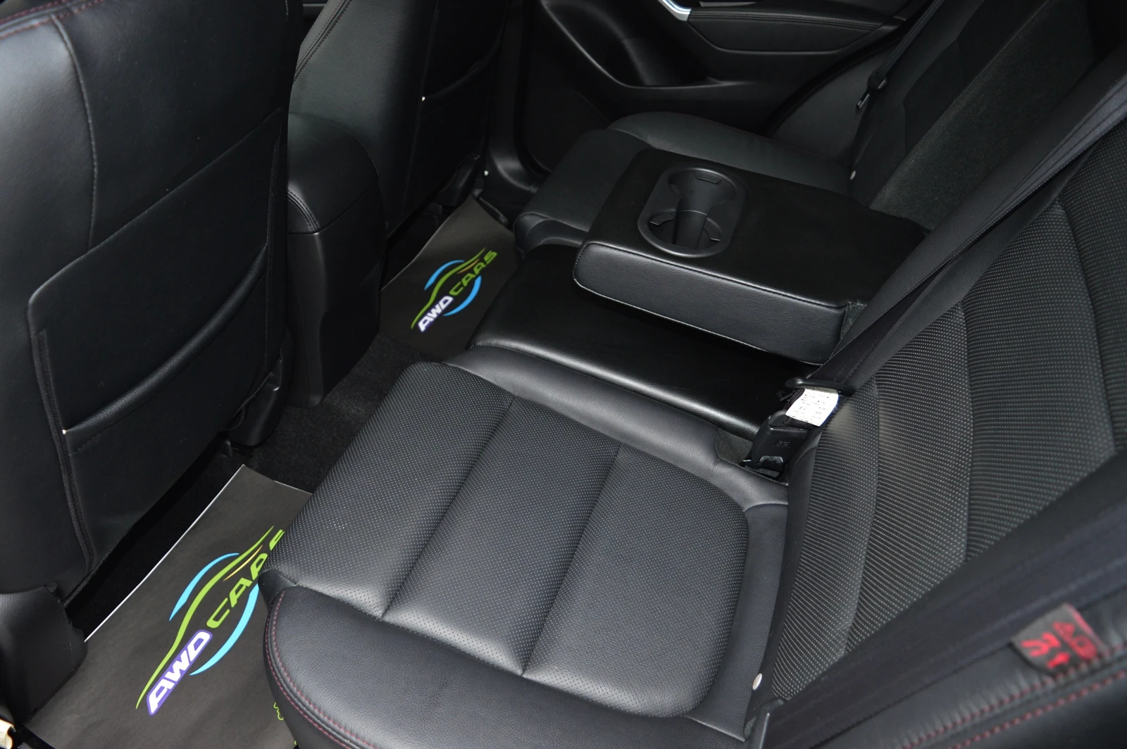 Mazda CX-5 2.0i SkyActiv REVOLUTION AWD ШВЕЙЦАРИЯ, снимка 8 - Автомобили и джипове - 53911982