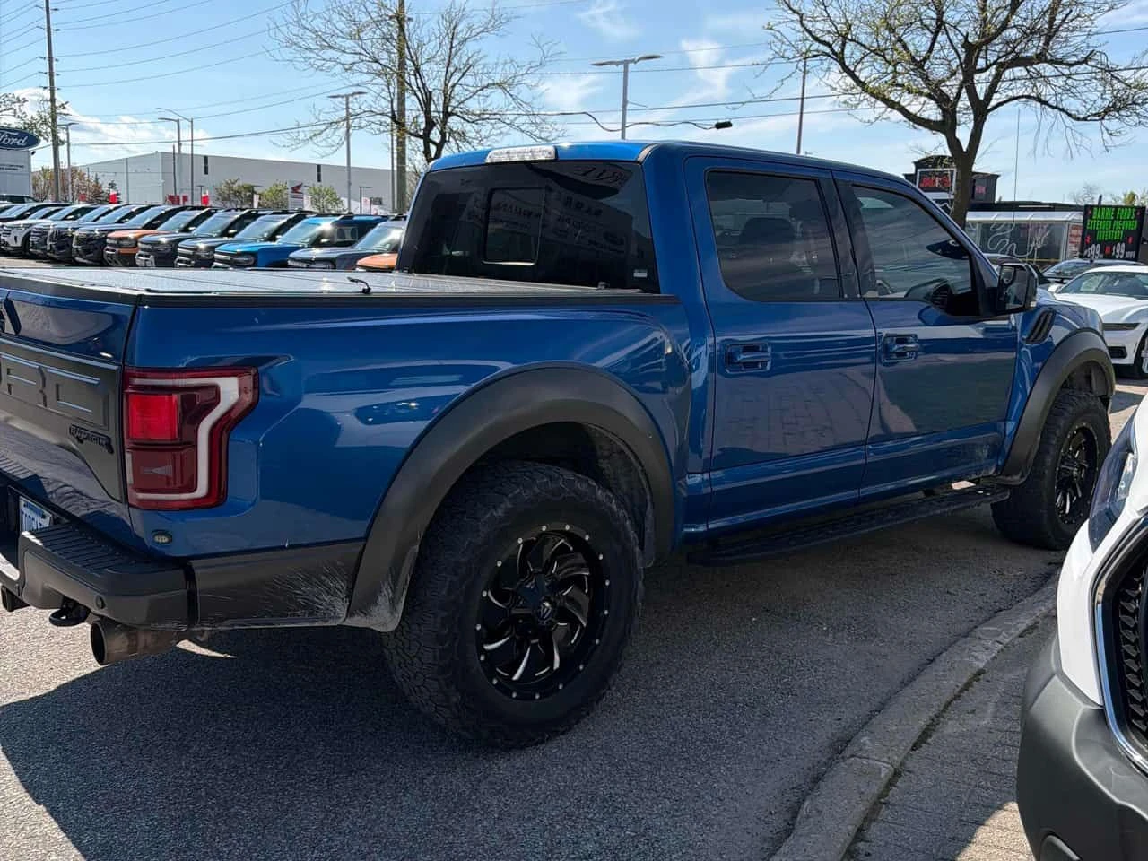 Ford F150 * Raptor * АВТОКРЕДИТ БЕЗ ПЪРВОНАЧАЛНА ВНОСКА* , снимка 3 - Автомобили и джипове - 54702737