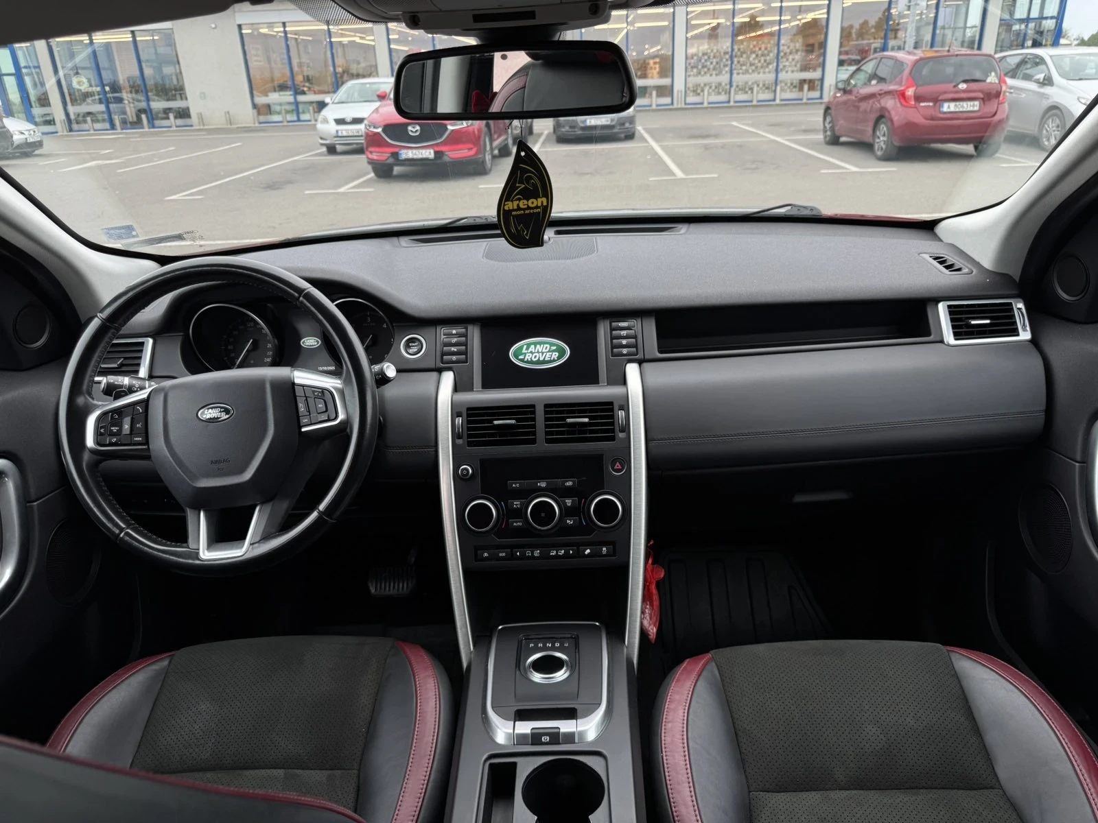 Land Rover Discovery Sport, снимка 16 - Автомобили и джипове - 54949760