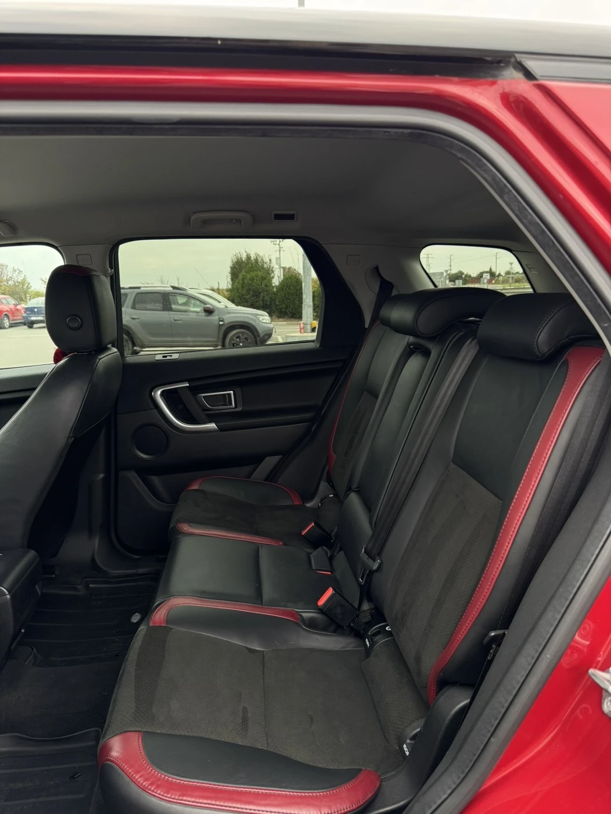 Land Rover Discovery Sport, снимка 12 - Автомобили и джипове - 54949760