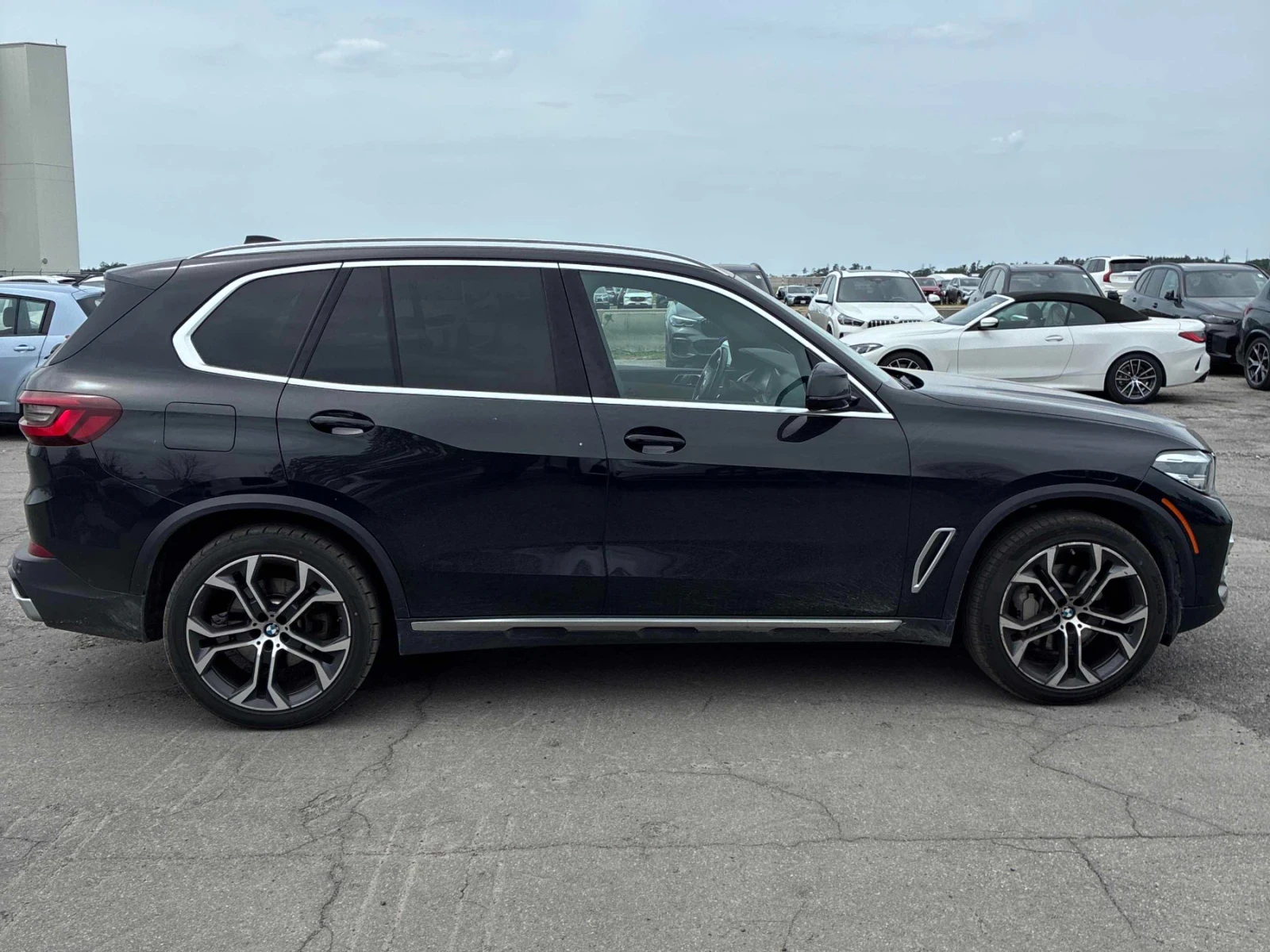BMW X5 XDRIVE40I* HARMAN KARDON* KEYLESS* ПОДГРЕВ* , снимка 4 - Автомобили и джипове - 55051867