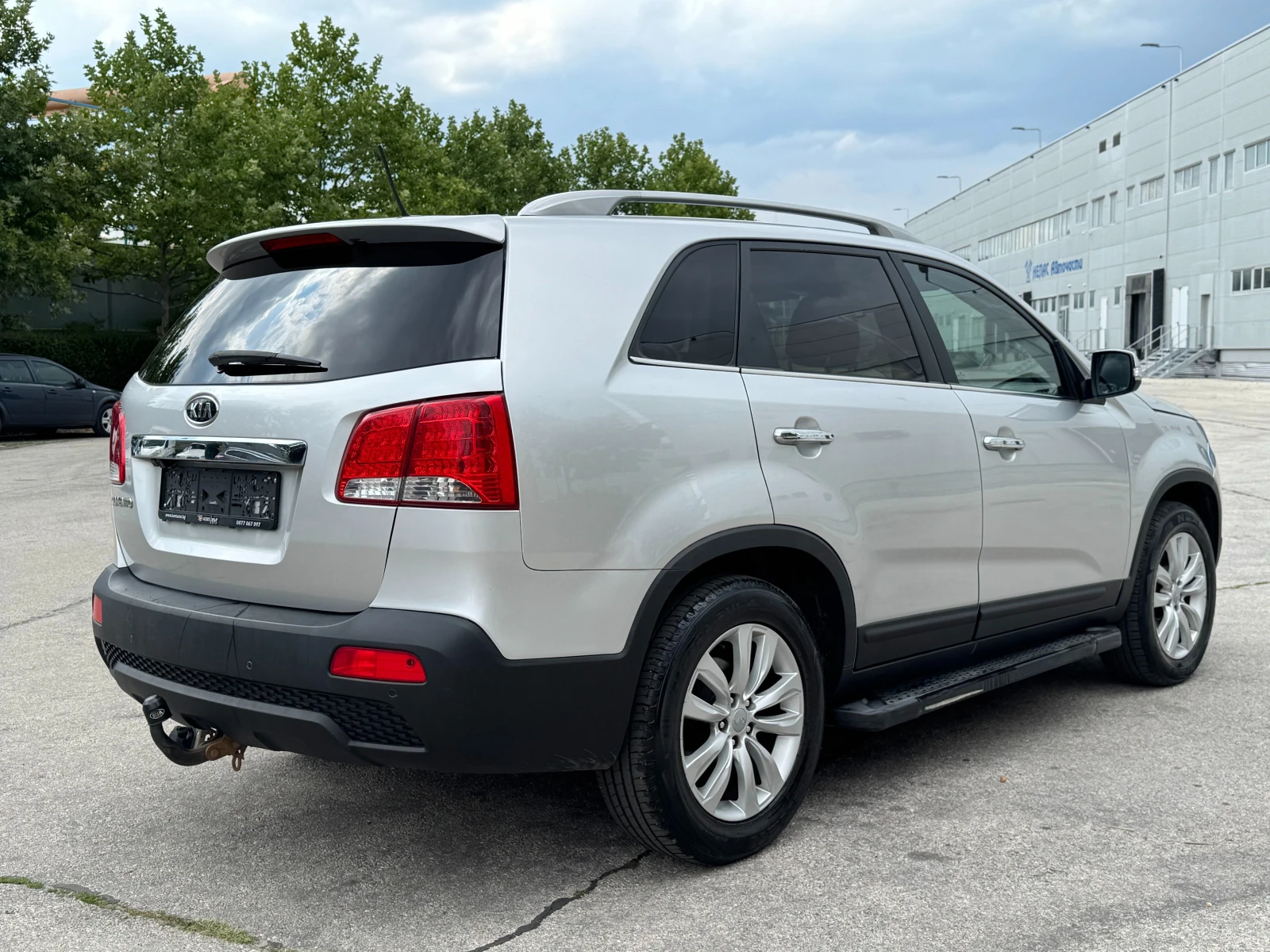 Kia Sorento 2.4 бензин/Автомат/4х4, снимка 5 - Автомобили и джипове - 55324399