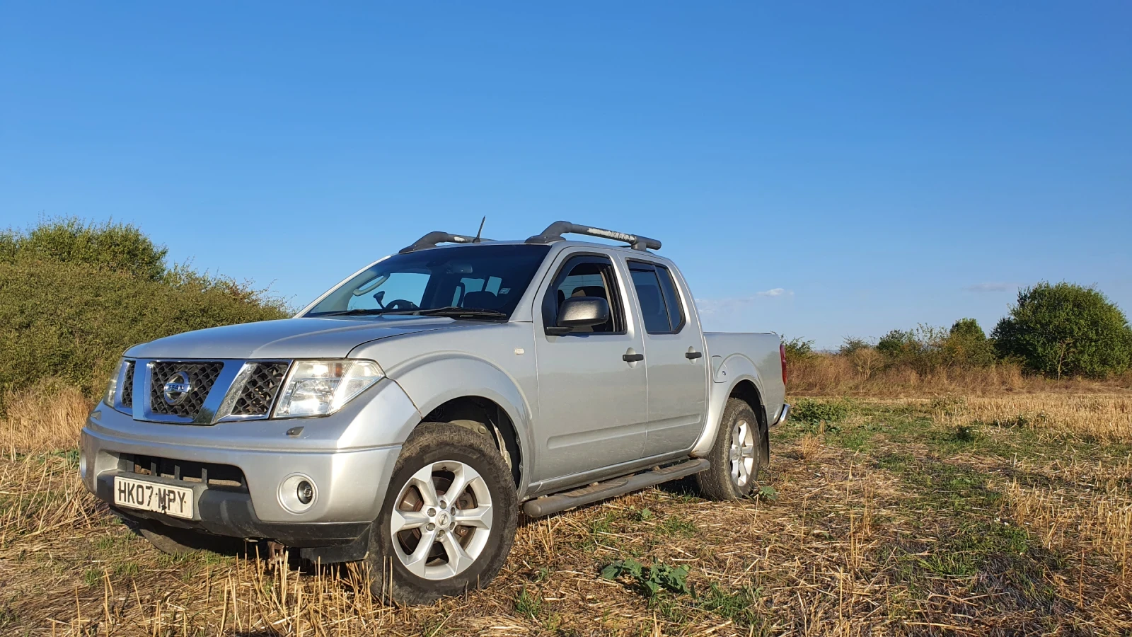 Nissan Navara, снимка 6 - Автомобили и джипове - 56382871