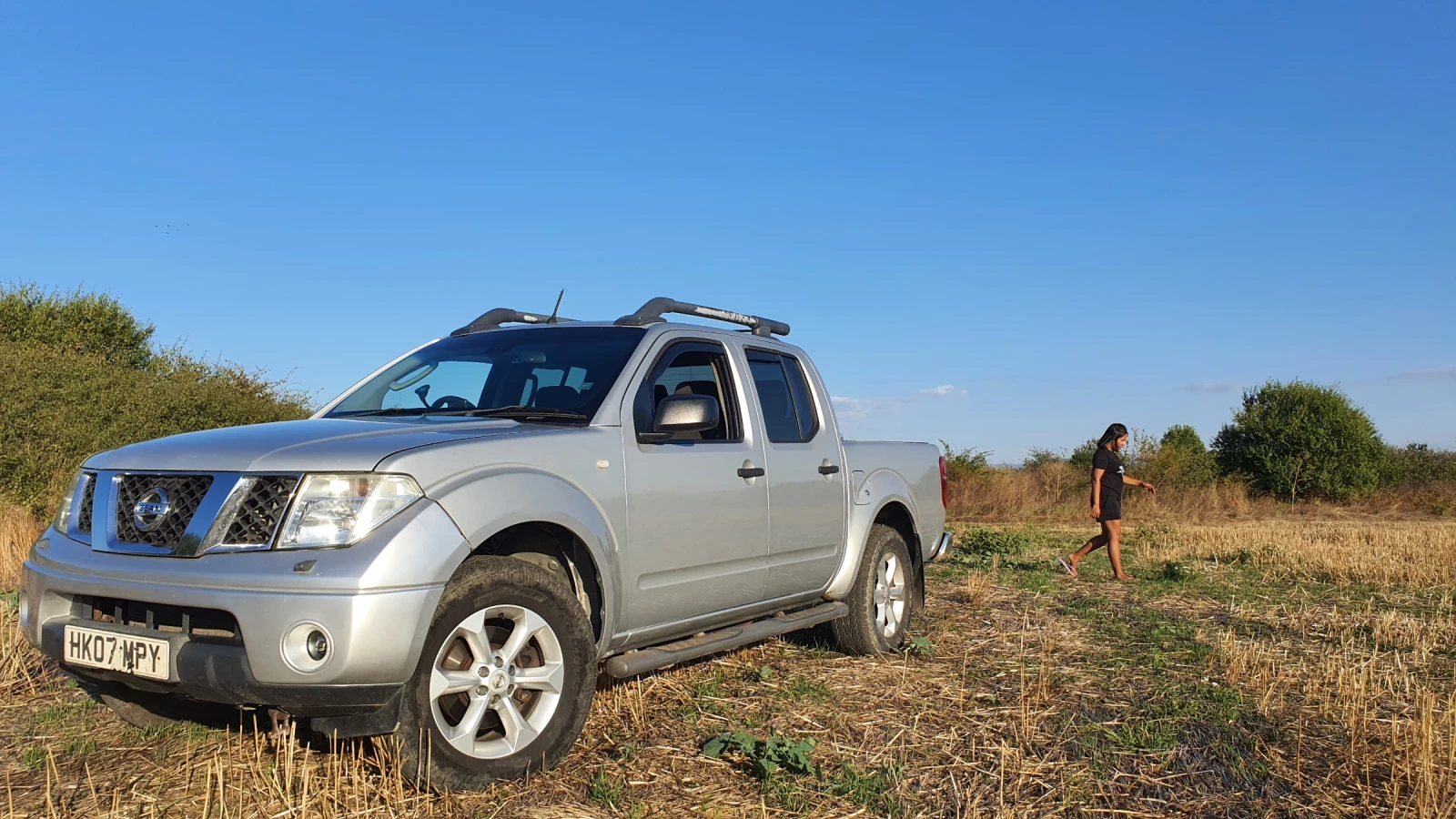 Nissan Navara, снимка 5 - Автомобили и джипове - 56382871