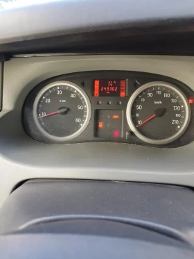 Renault Trafic 2.5d, снимка 7