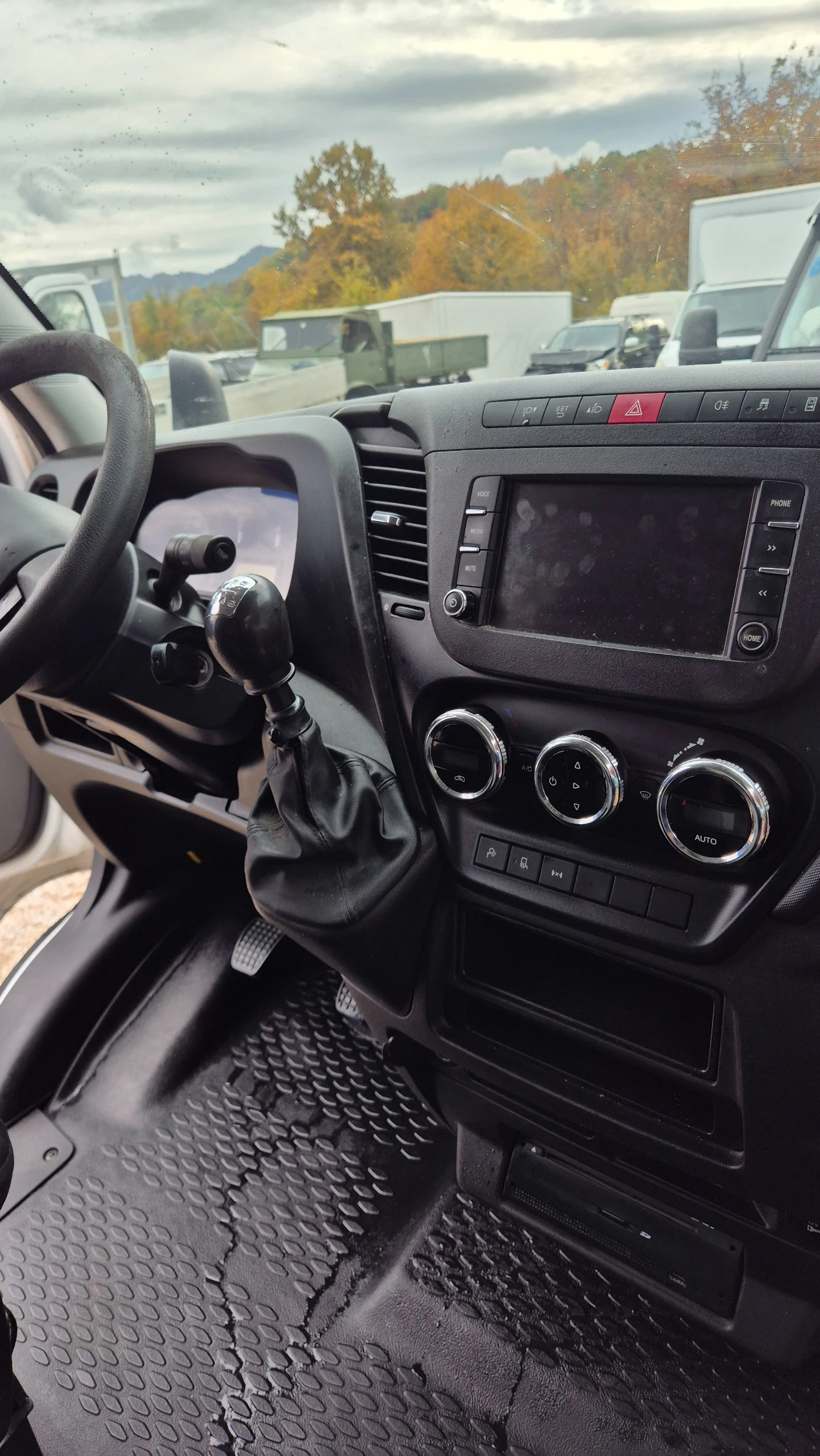 Iveco Daily 35c18* КЛИМАТРОНИК* ШВЕЙЦАРИЯ*  - изображение 9