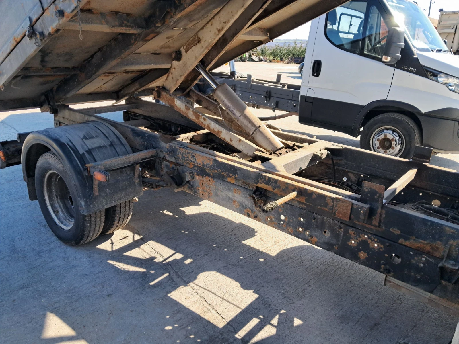 Iveco 3512 Самосвал - изображение 9