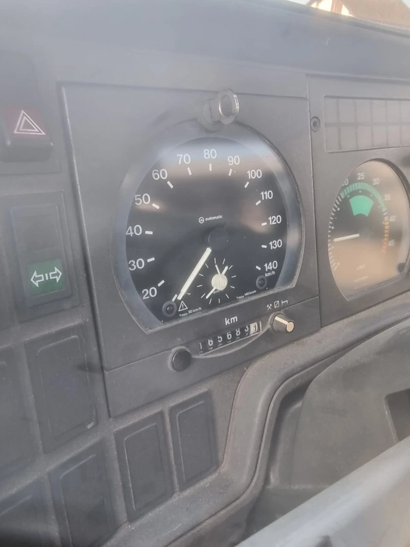 Iveco Daily, снимка 2 - Камиони - 53215231