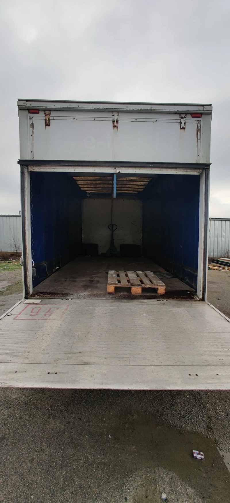 Iveco Eurocargo MLE17, снимка 5 - Камиони - 53557671